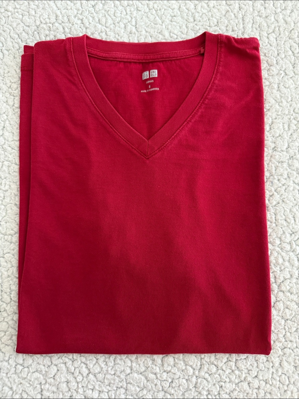 Uniqlo 100% Supima Cotton V-Neck T-Shirt